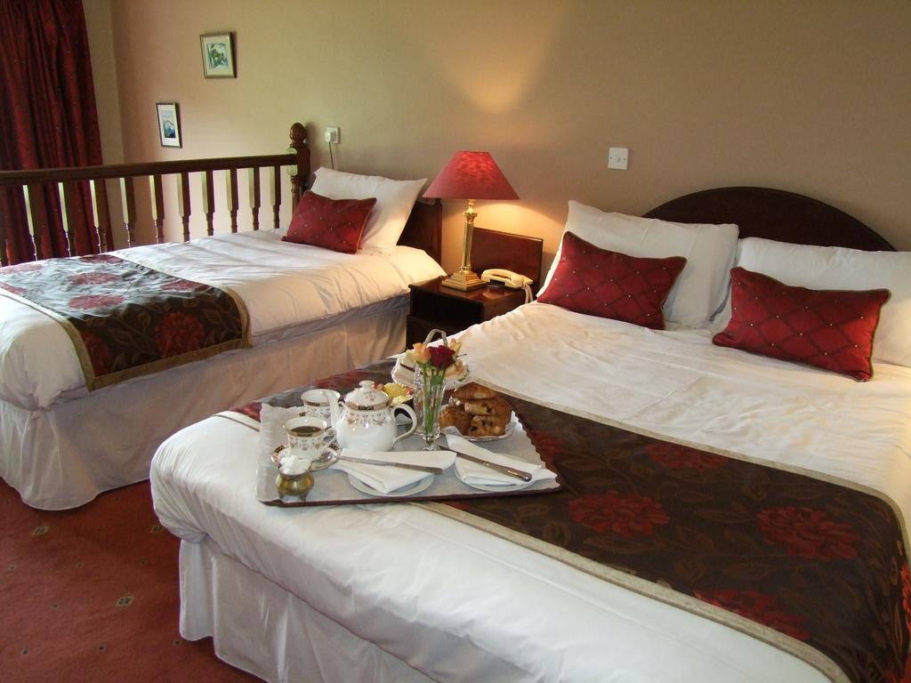 Towers Hotel Glenbeigh room 3